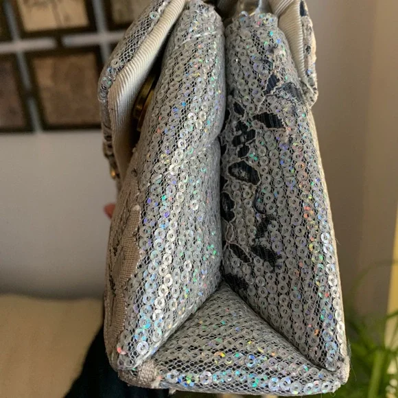 SOLD⛔️KURT GEIGER LONDON INBEDED Sequins floral Magnetic Flap Crosby/Shoulder - Picture 13 of 17